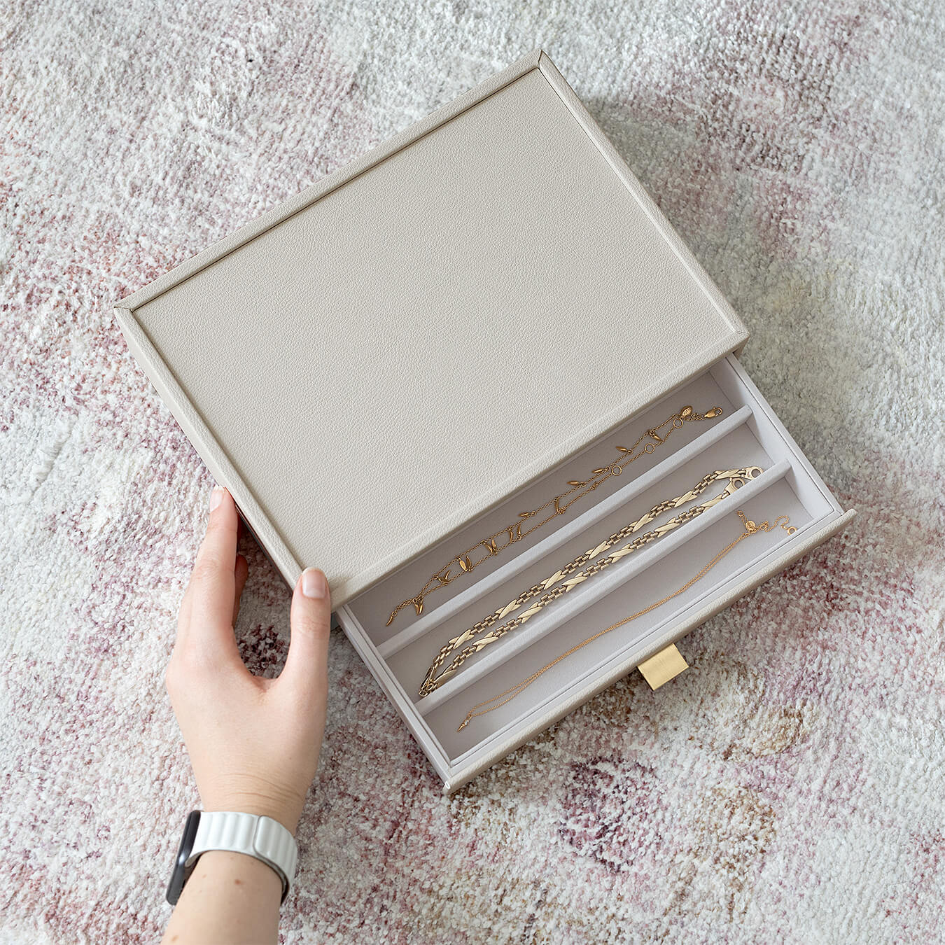 Oatmeal Classic Jewellery Box Necklace Drawer
