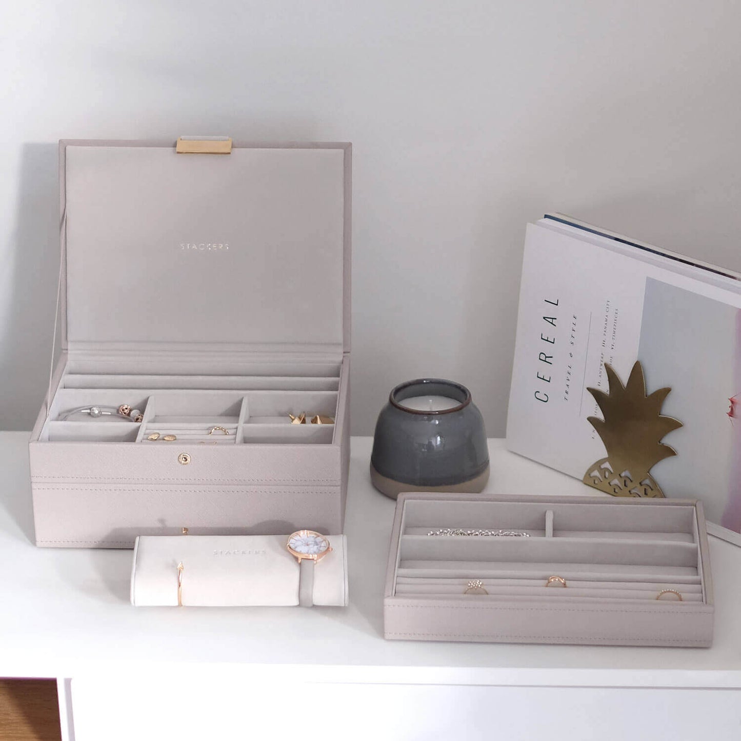 Taupe