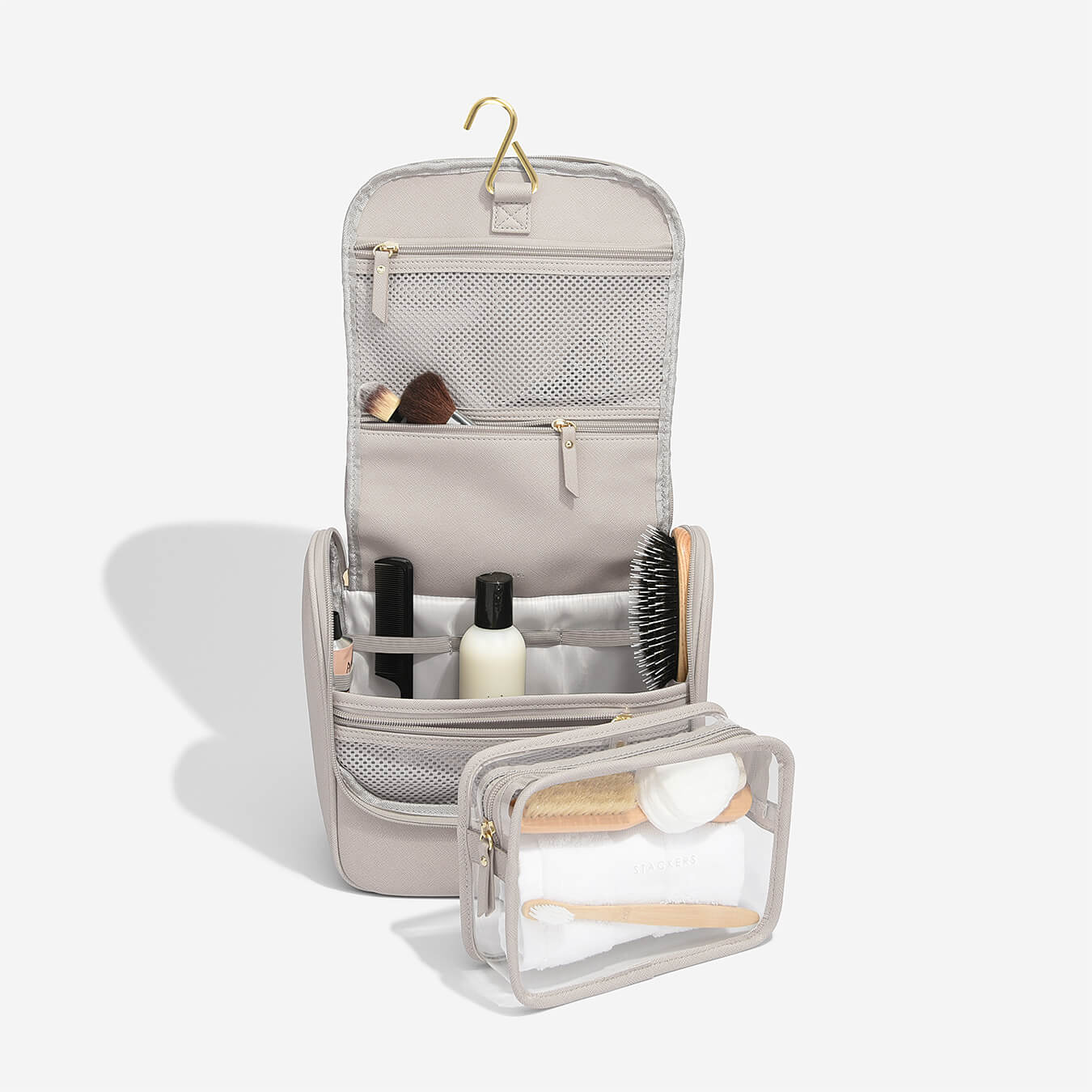 Large Hanging Washbag